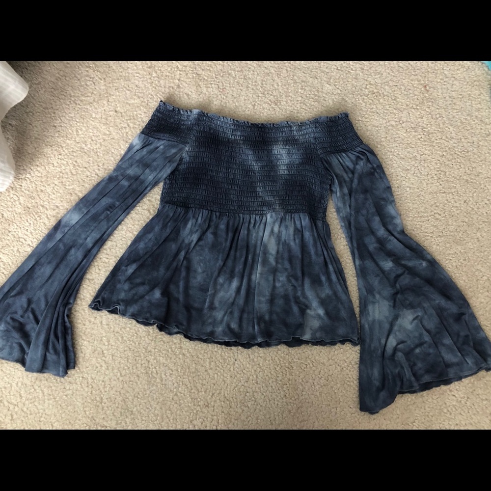 Womens American Eagle shirt